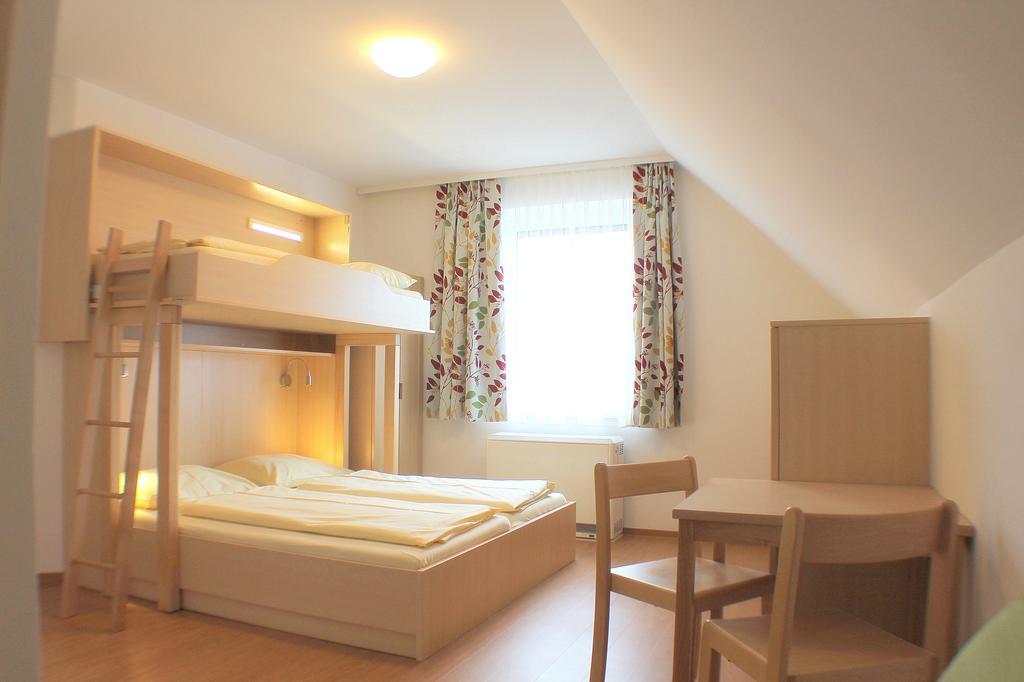 Jugendgaestehaus St. Gilgen Rum bild