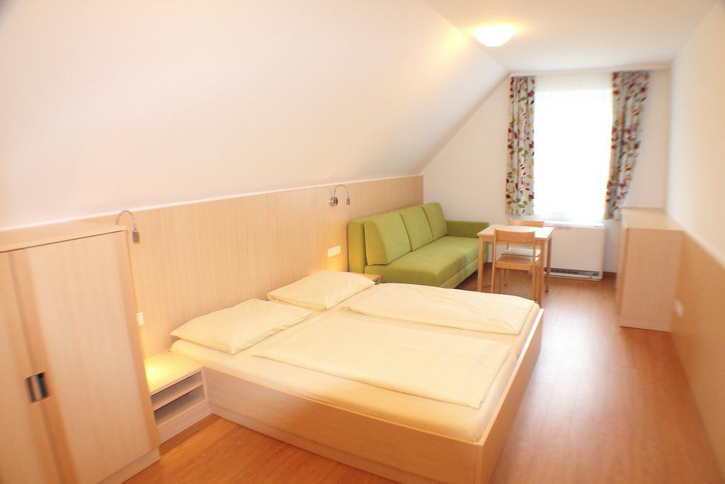 Jugendgaestehaus St. Gilgen Rum bild